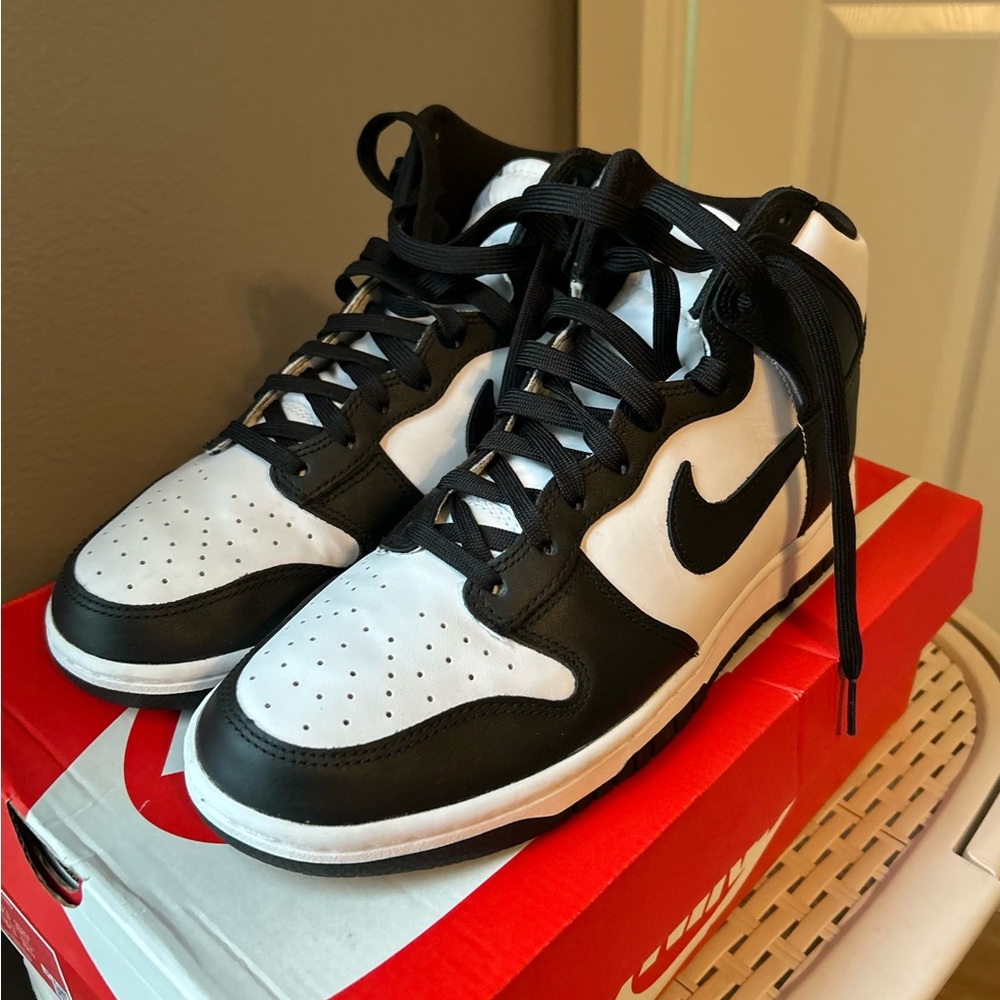 NIKE Dunk Hi Top Retro Black & White Panda Sneakers - Men’s 8.5
